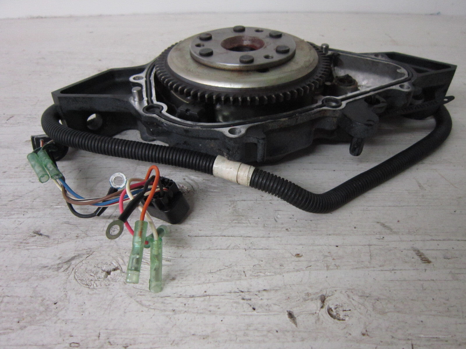 Yamaha WaveRunner 1999-2000 GP XL OEM Stator + Stator Cover # 66E-8552A-00-94