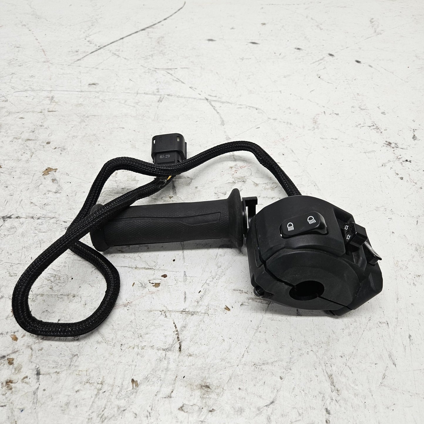 Can-Am Roadster 2019-2020 Ryker OEM Left Handlebar Switch + Grip Part# 710005274