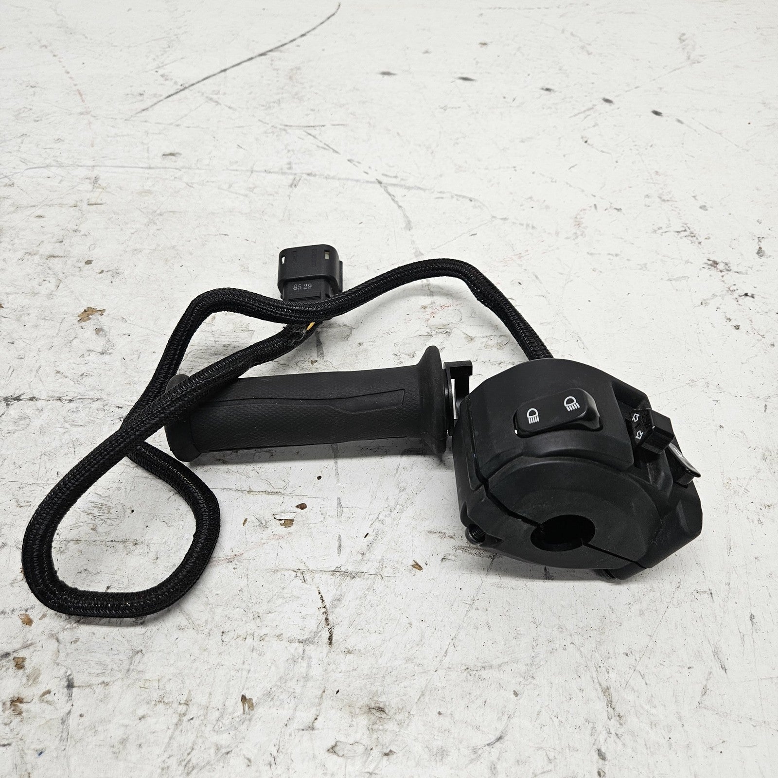 Can-Am Roadster 2019-2020 Ryker OEM Left Handlebar Switch + Grip Part# 710005274