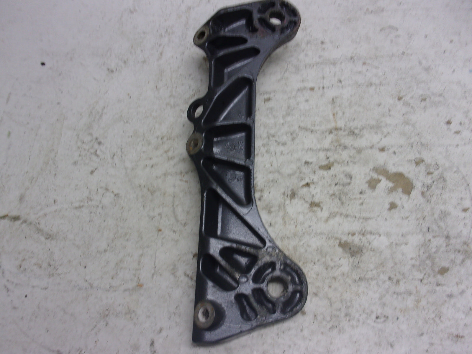 Yamaha Waverunner 1990-1998 WR WVT WB VXR OEM Engine Bracket # 6R7-21425-00-94