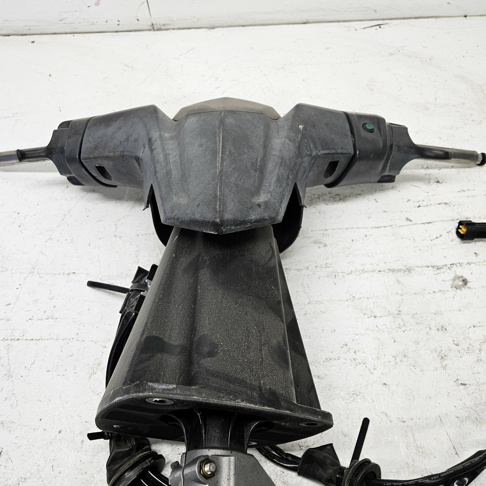 Yamaha Waverunner 2015-2018 EX VX VXS OEM Complete Handlebar # F2X-61400-00-00