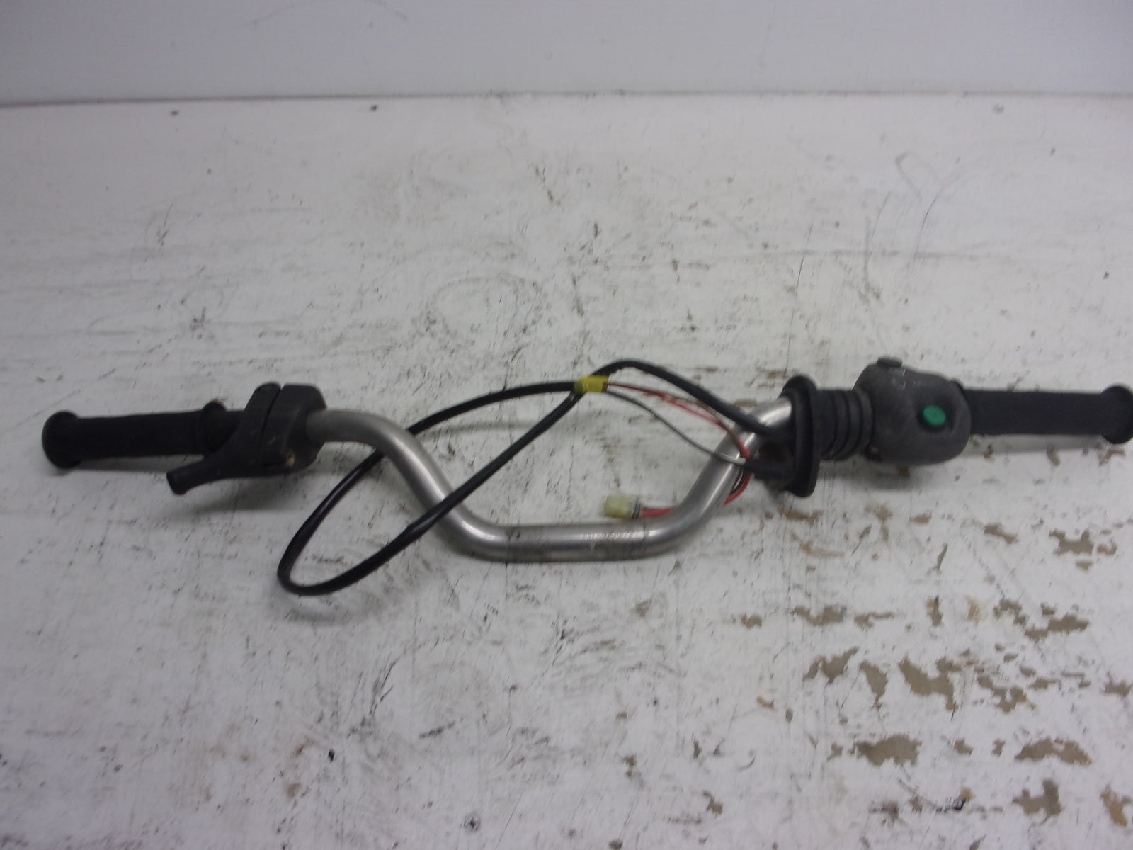Yamaha WaveRunner 1996-1998 WVT GP WRD WR Complete Handlebar GJ1-U1552-02-00