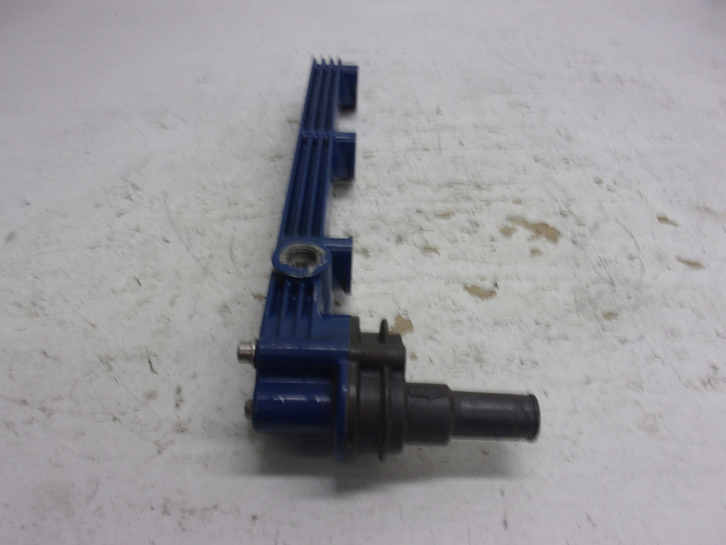 Polaris PWC Watercraft 1995-1997 SLT SLX SL OEM Water Outlet Manifold # 3240258