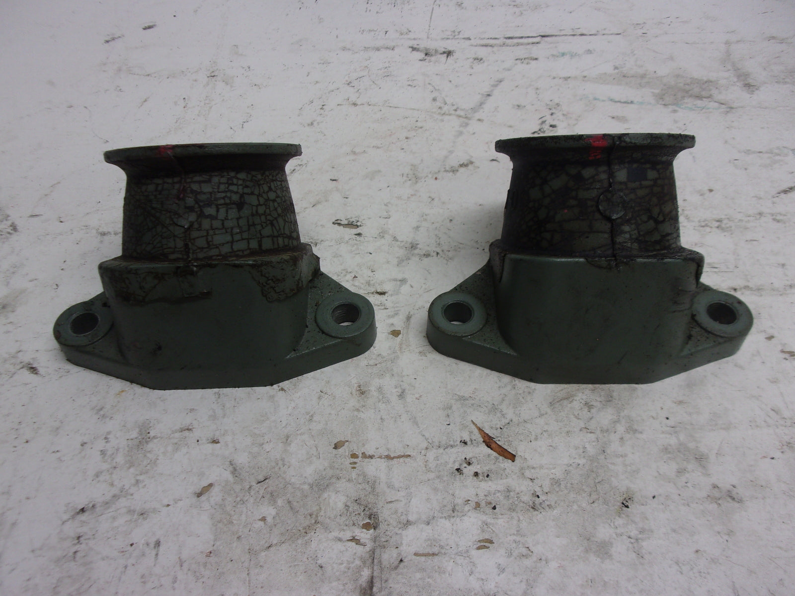 Yamaha WaveRunner 1996-2003 SV GP XL OEM Engine Mount Set Part# 63M-44517-01-5B