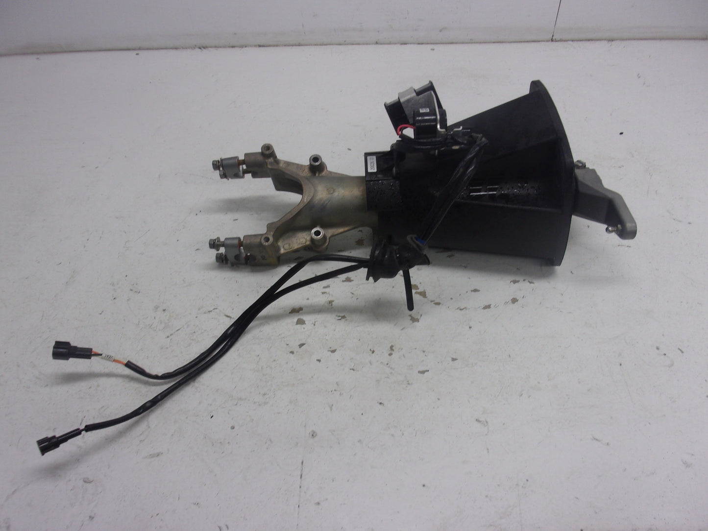 Yamaha WaveRunner 2021 EX Sport , Deluxe OEM Steering Master # F3Y-61400-02-00