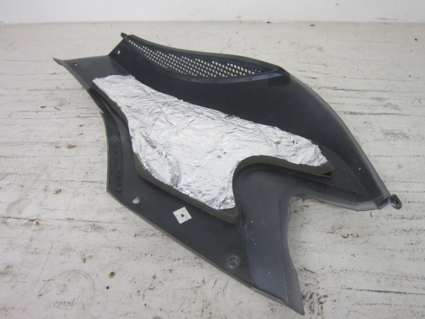 Can-Am Roadster 2012-2013 Spyder RS ST OEM Silver Right Side Panel # 705006255