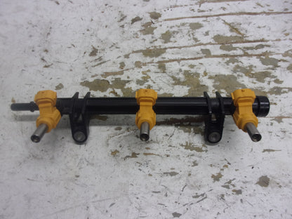 Yamaha 2016-2017 VX V1 EX  OEM Fuel Rail + Injectors Part# 6EY-13761-00-00