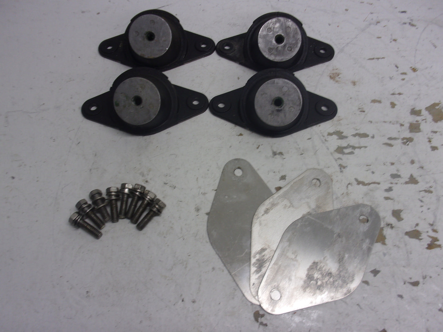 Kawasaki Jet Ski 2006-2021 Ultra STX OEM Motor Mount / Damper Set # 92161-3789