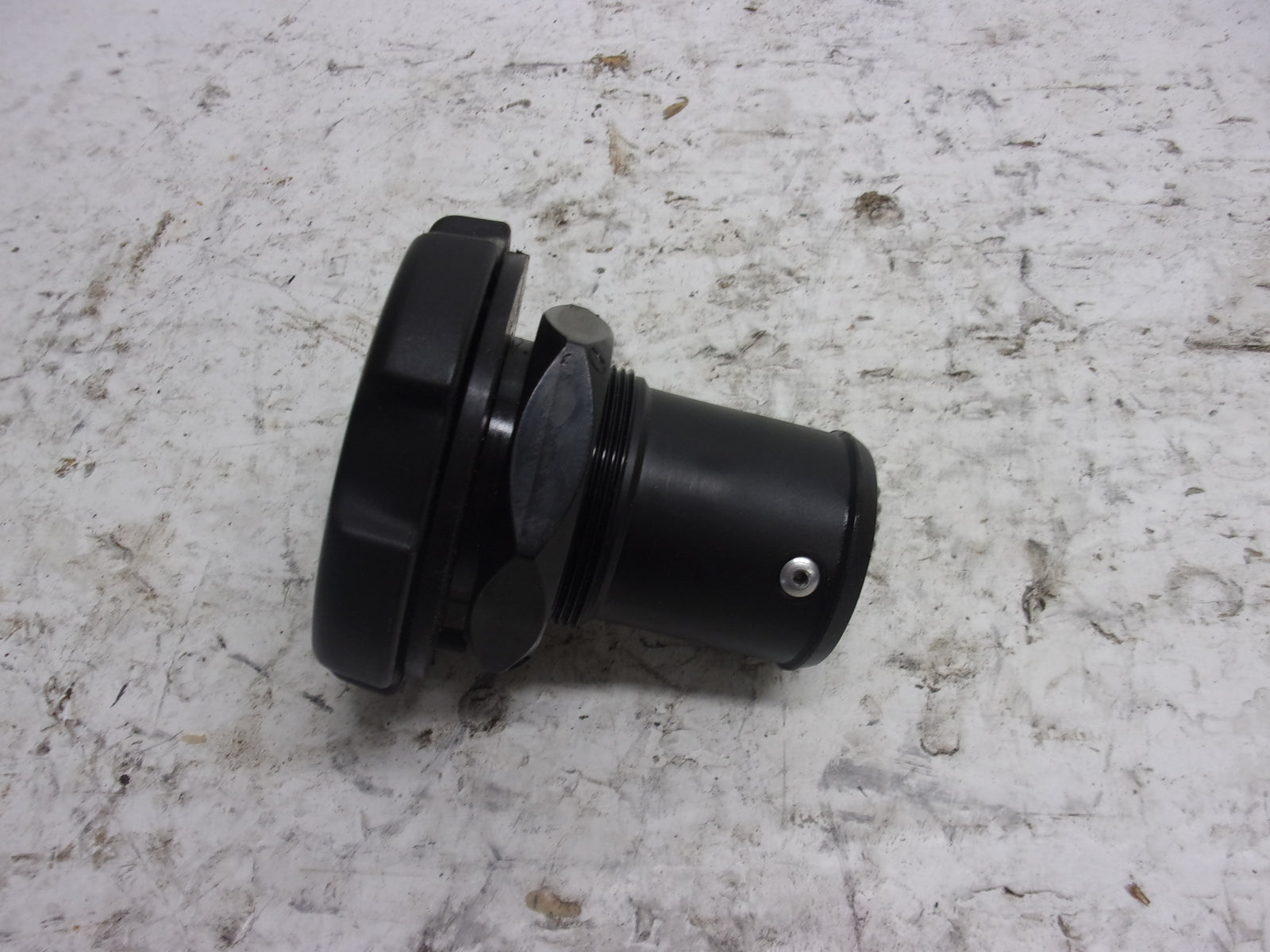Yamaha Waverunner 1997-2003 XL , SUV Oil Filler Cap & Neck # GJ3-U778B-00-00