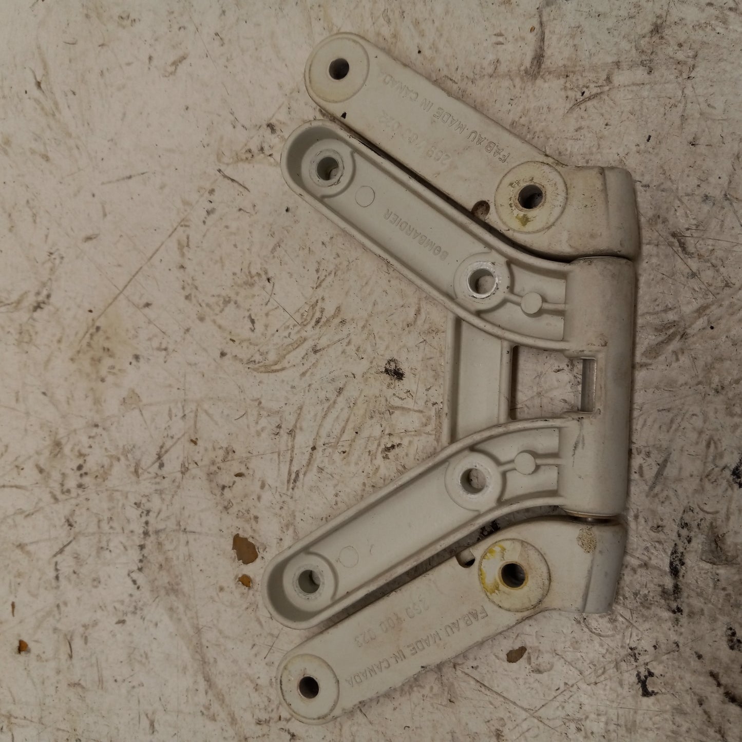 Sea Doo Bombardier 2000-2002 GTX XP LRV OEM White Hood Hinge Set Part 269700038