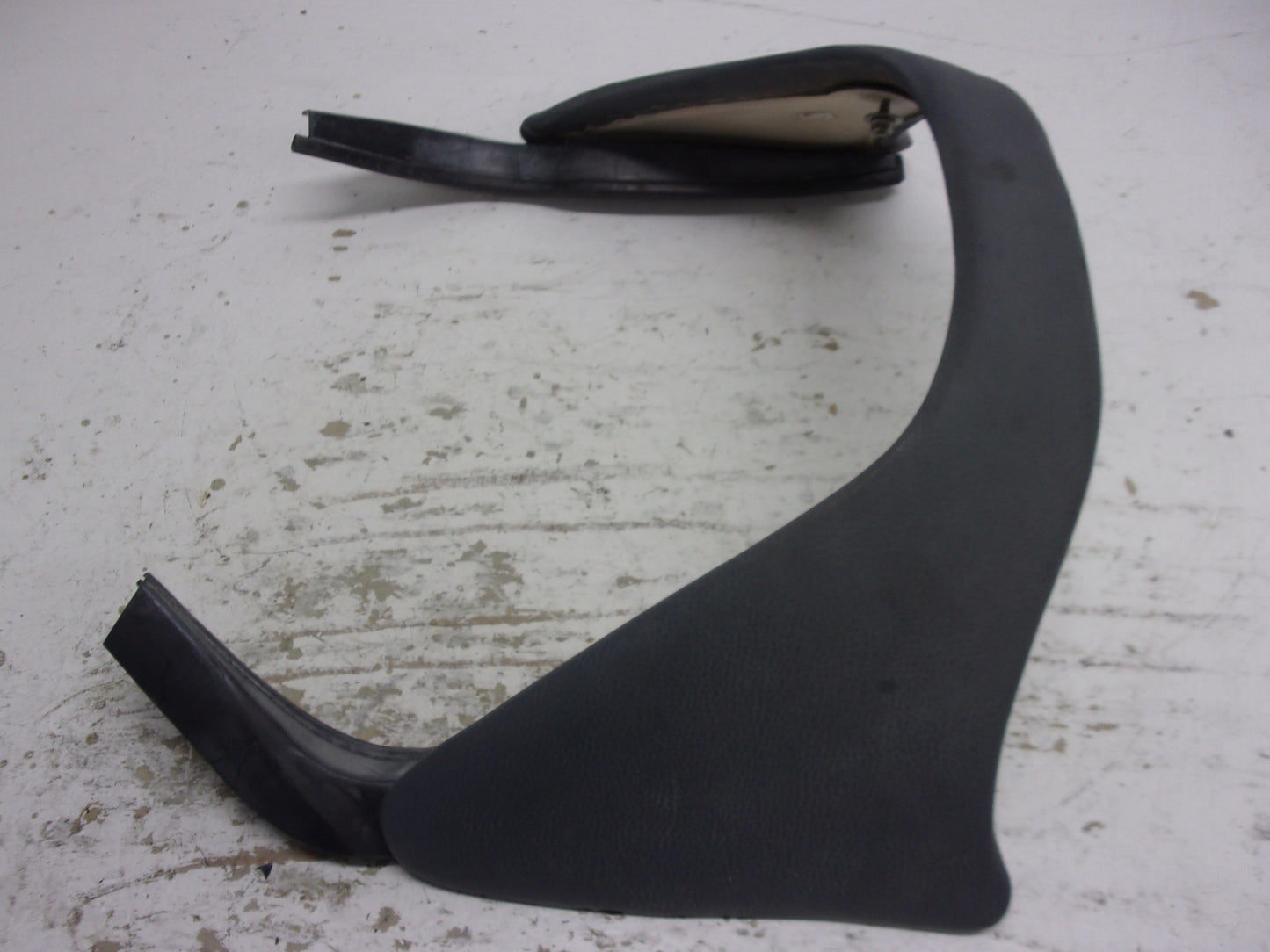 Kawasaki Jet Ski 1997-1998 ZXI 1100 OEM Gray Knee Pad Part# 39156-3782-LG