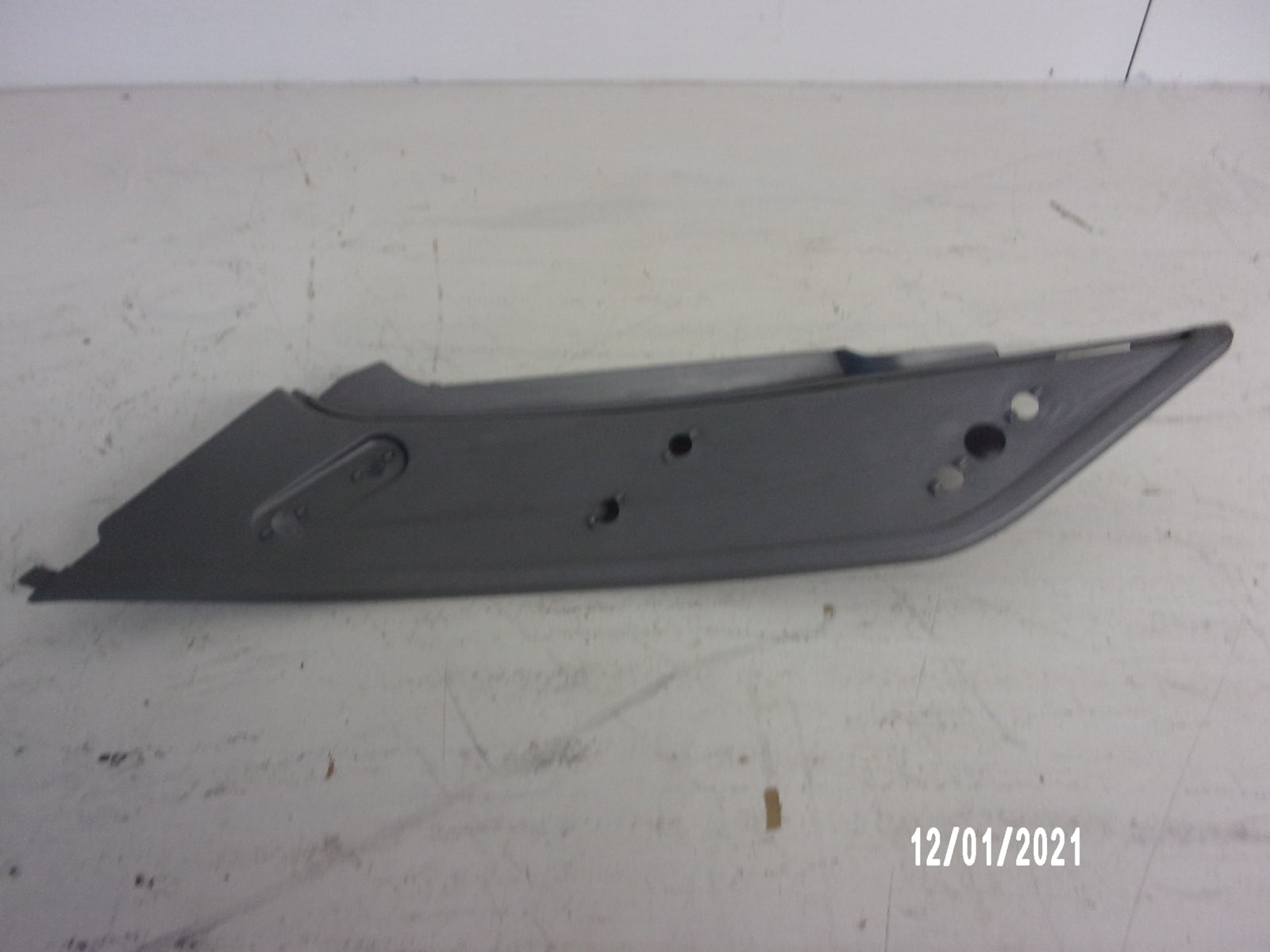 Sea Doo Bombardier PWC 2004 RXP OEM Left Hand Metallic Moulding # 291002004