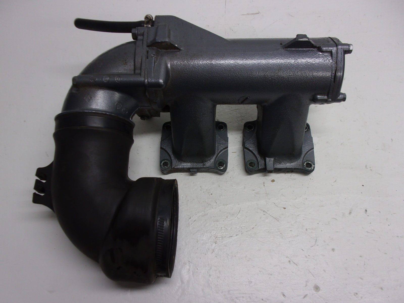 Yamaha WaveRunner 1995 VXR 650 OEM Exhaust Manifold + Joint # 6R7-14711-01-9M