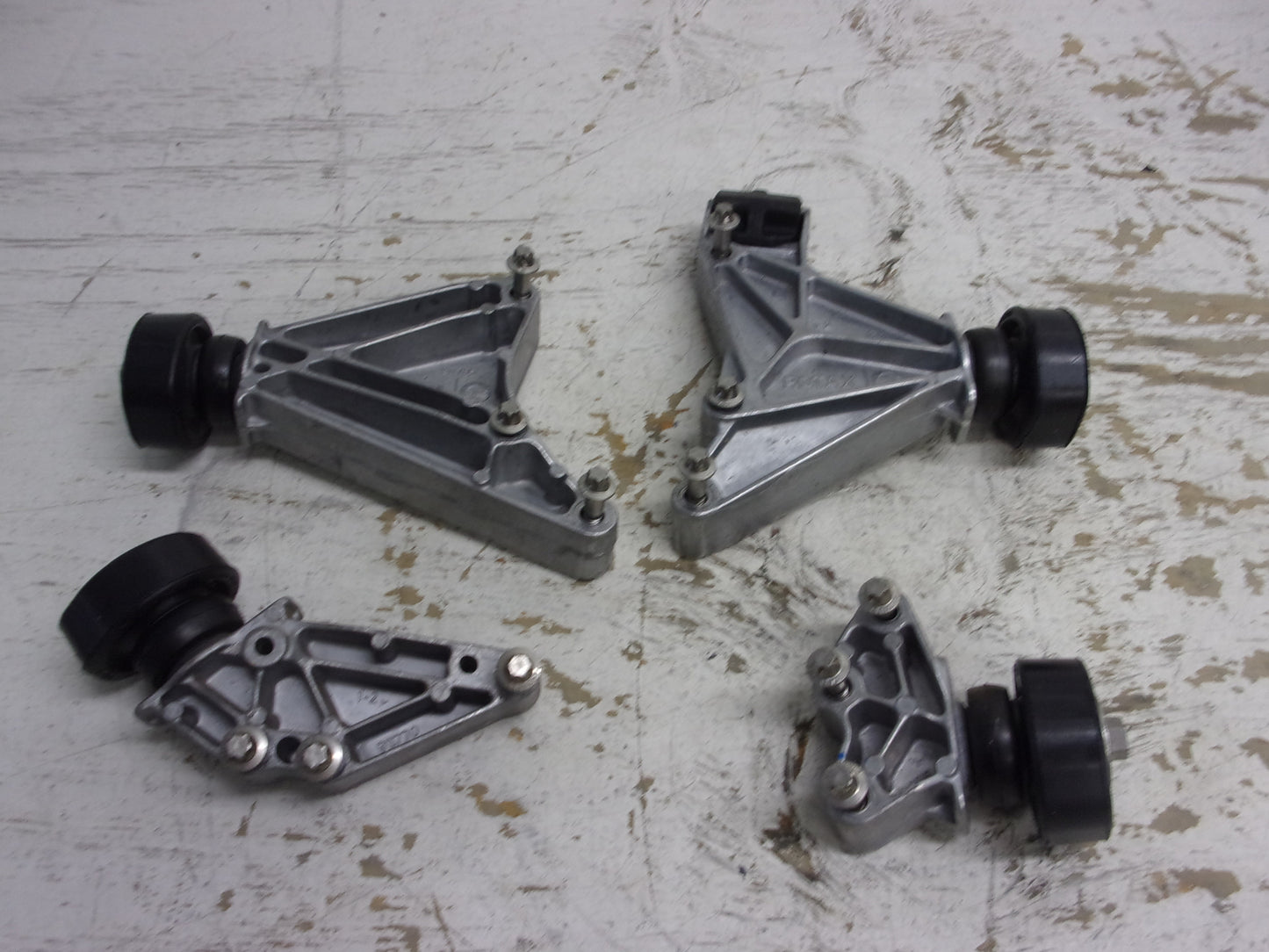 Sea Doo Bombardier 2014-2022 GTI GTS Spark Complete Engine Bracket Set 420911780