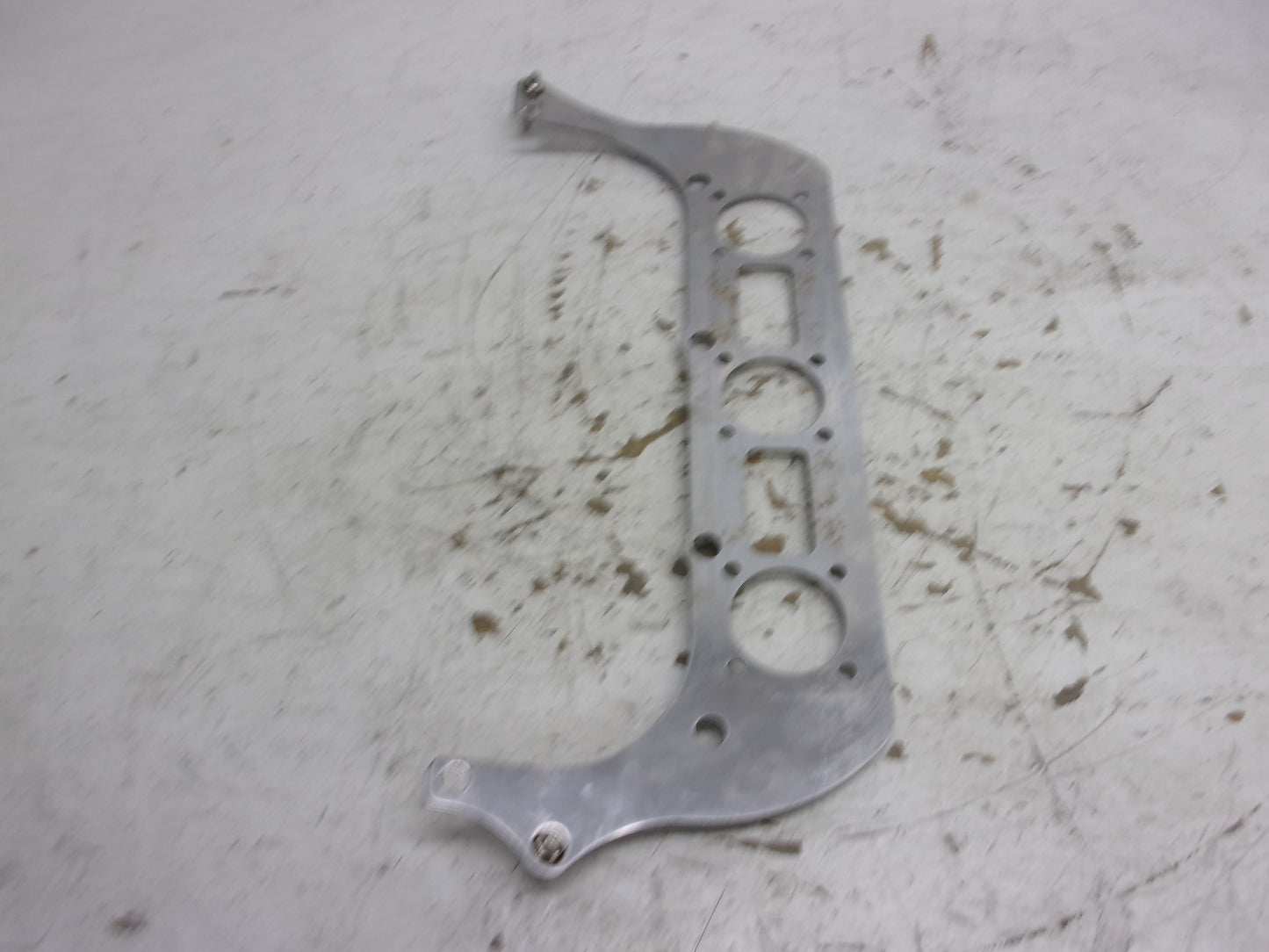Yamaha WaveRunner 1997-2004 SUV SV GP XL1200 Air Cleaner Bracket 65U-14255-00-00