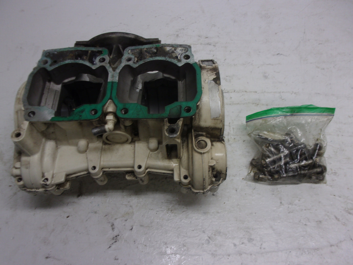Sea Doo Bombardier 1998-2002 RX GTX GSX LRV XP 951 OEM Crankcase Part# 290887754