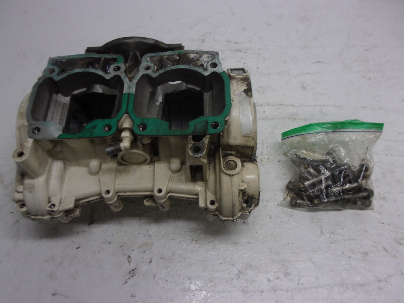 Sea Doo Bombardier 1998-2002 RX GTX GSX LRV XP 951 OEM Crankcase Part# 290887754