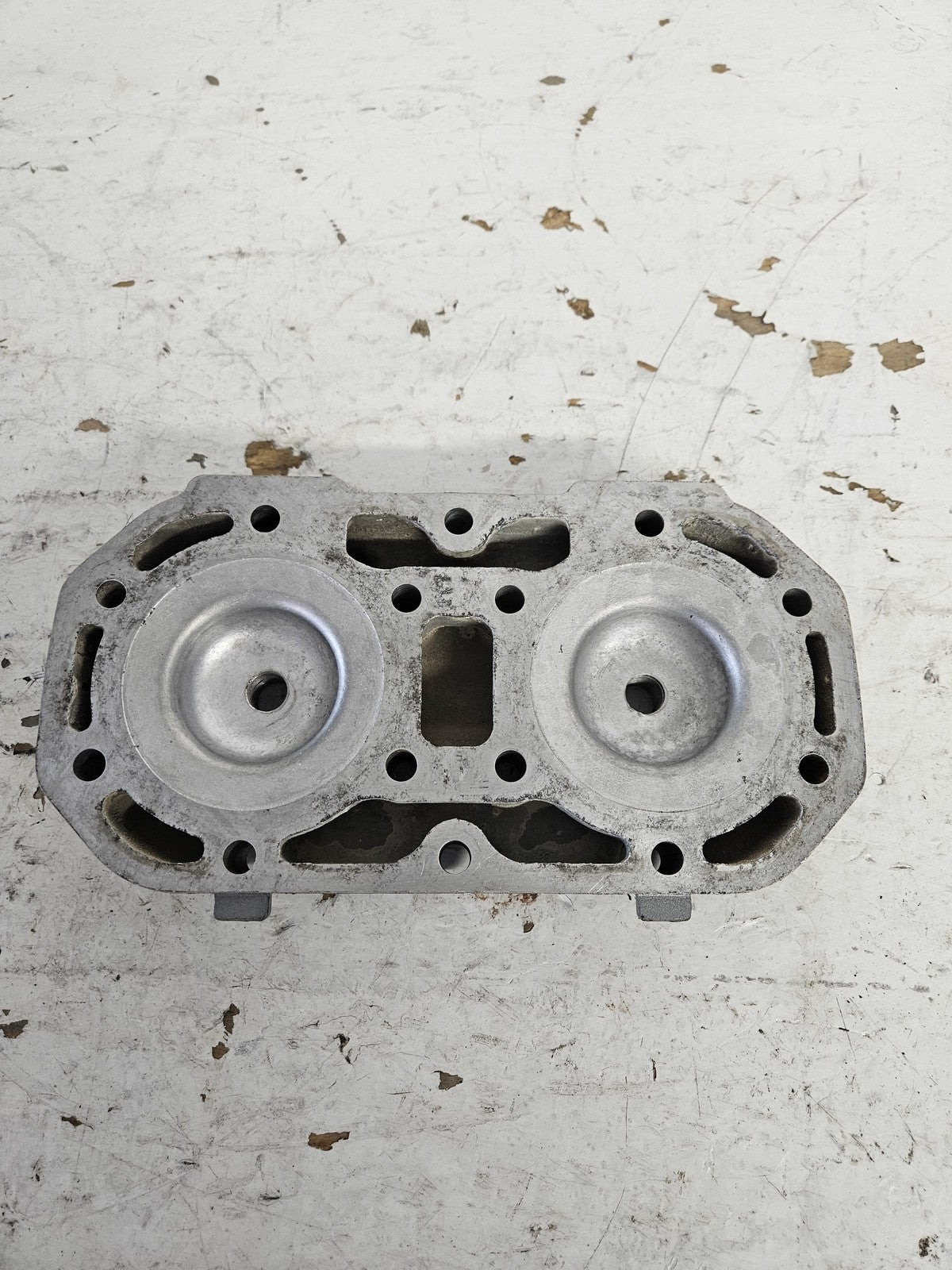 Kawasaki Jet Ski 1991-1995 650 Jet Mate X2 TS SC Silver Cylinder Head 11001-3716