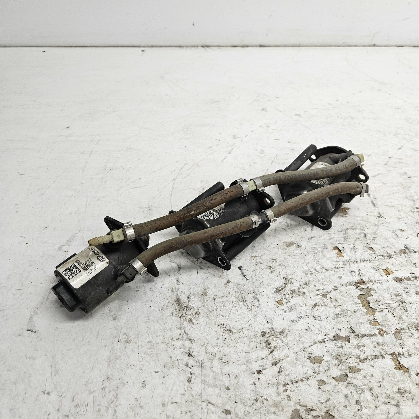 Polaris PWC Watercraft 2003-2004 Genesis OEM Fuel Injector Set Part# 1253370