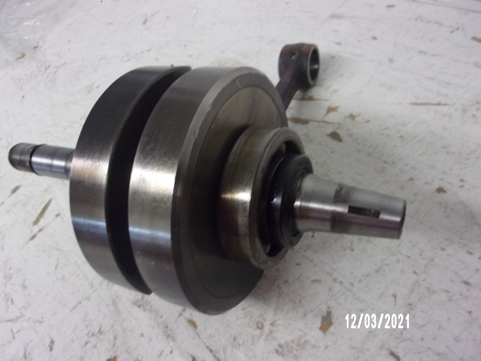 Kawasaki Jet Ski 1989-1991 300SX OEM Crankshaft Assembly Part# 13031-3706