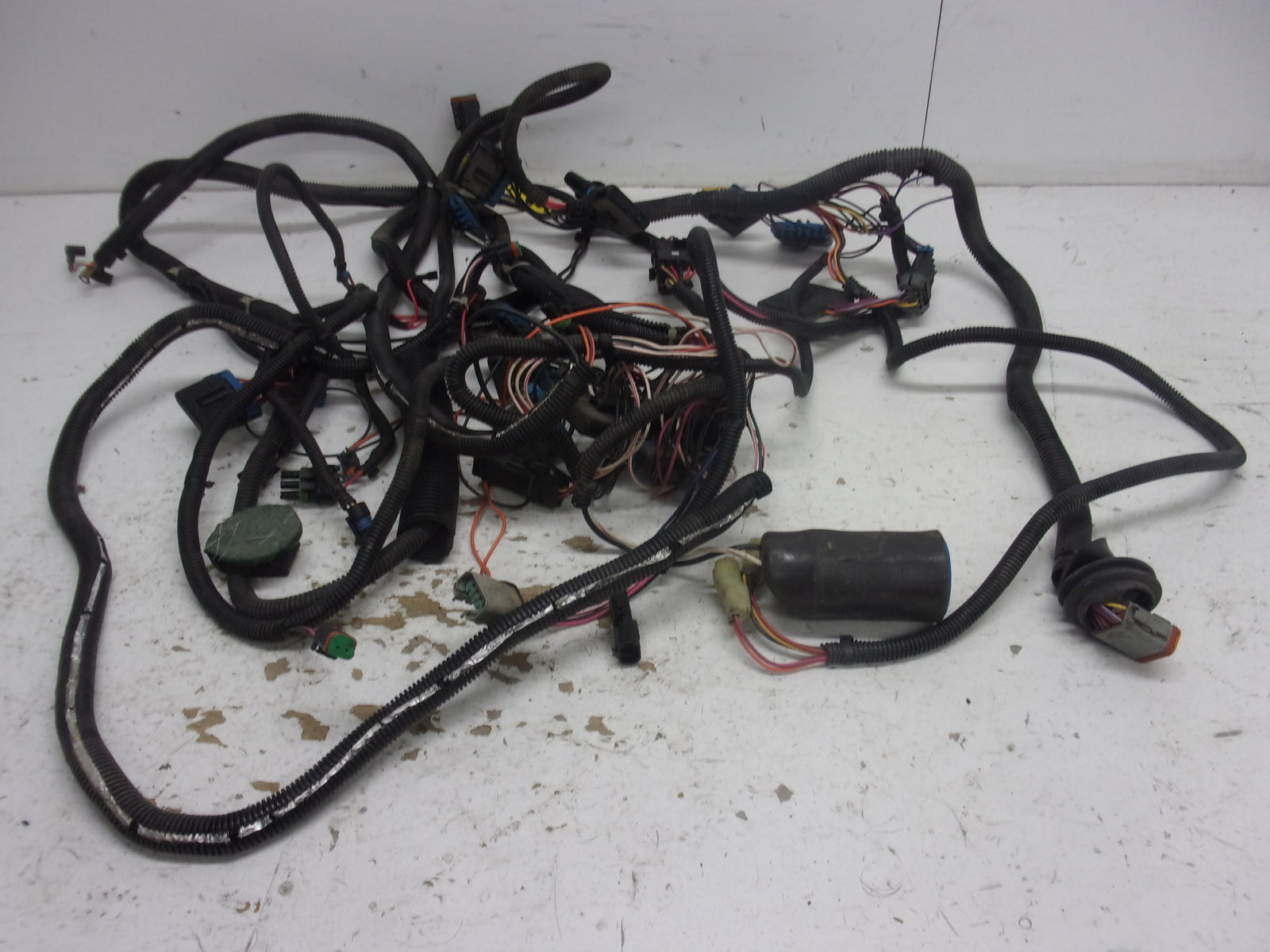 Polaris PWC Watercraft 2001 Virage OEM Wire Harness Set Part# 2460953