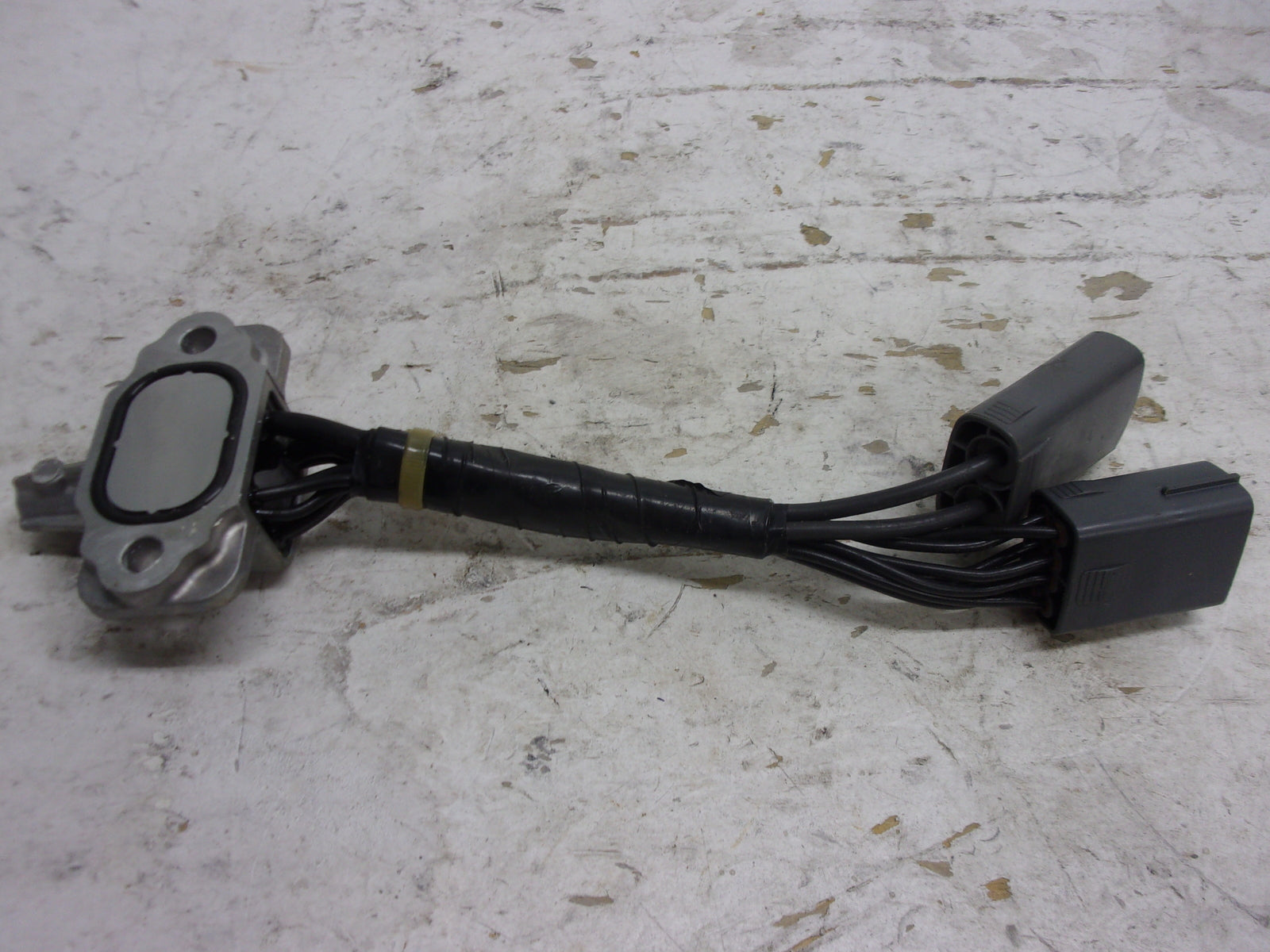 Yamaha WaveRunner 2015-2022 FX GP VX EX V1 Earth Plate Comp 6CS-8273J-10-00