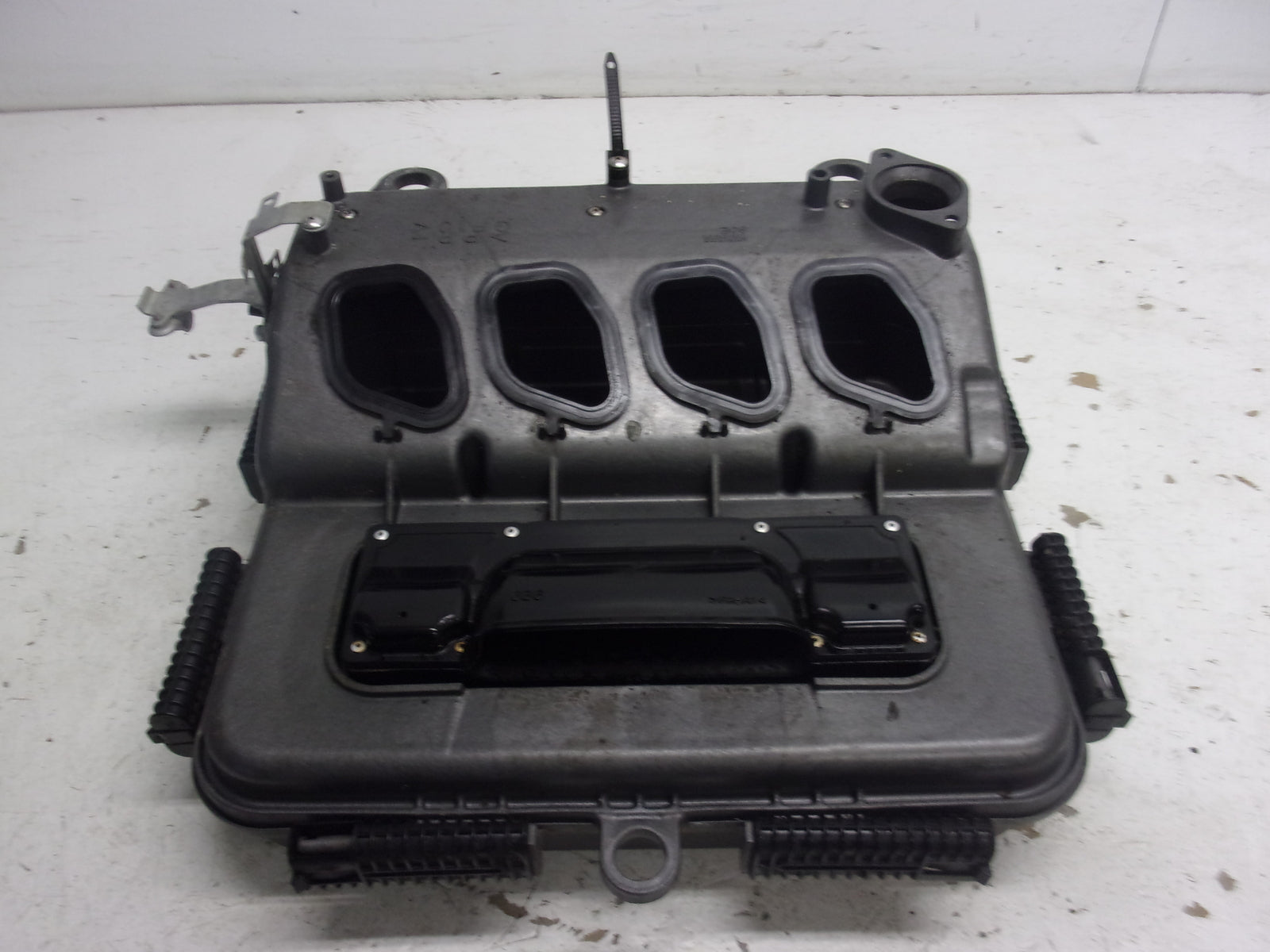 Yamaha Waverunner 2004-2005 FX FX HO OEM Complete Air Cleaner # 6B6-14410-00-00