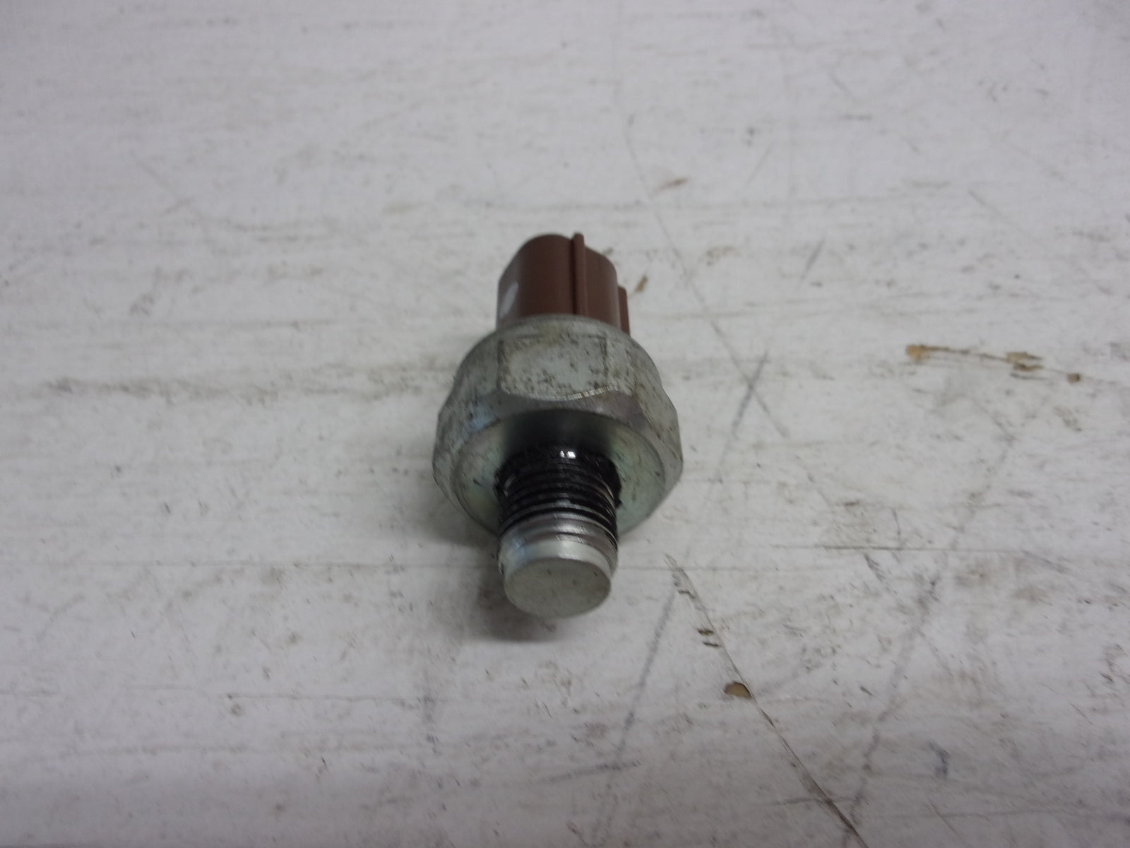 Honda  Aquatraxx 2002-2007 R-12 R-12X F-12 F-12X OEM Knock Sensor  30530-HW1-671