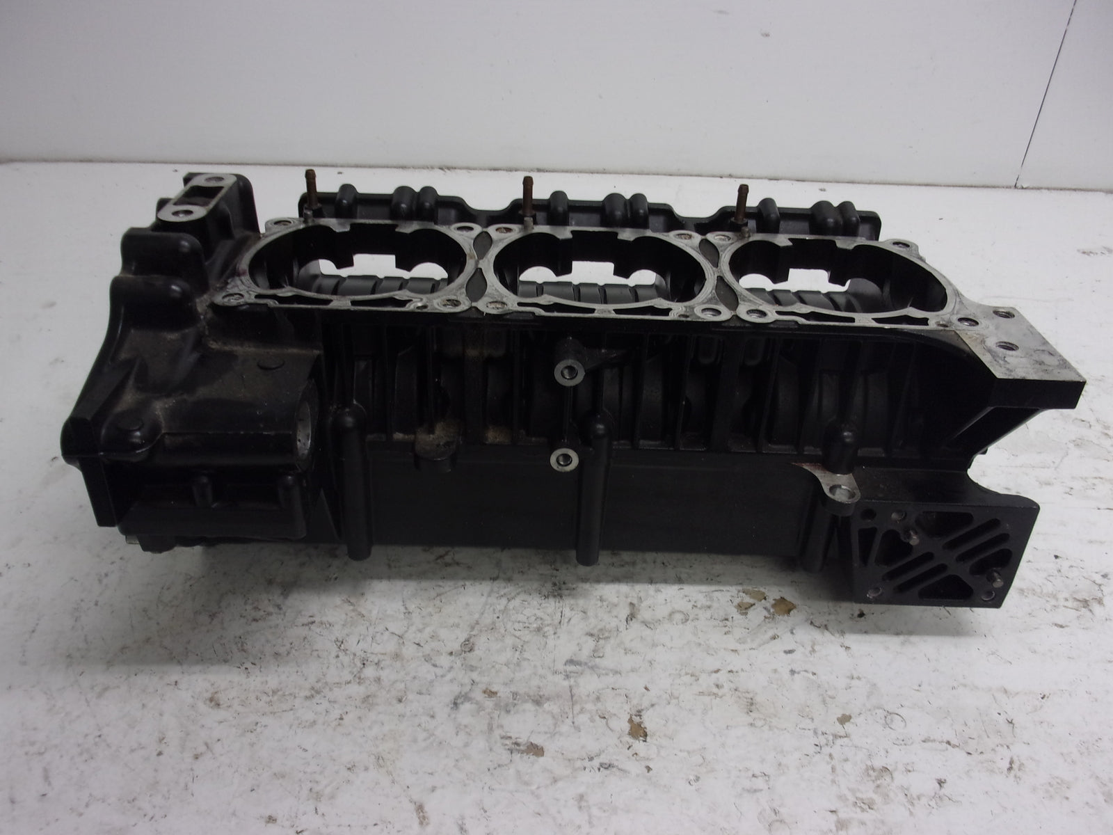 Yamaha Waverunner 2001-2003 XL 1200 GP 1200 Crankcase Assembly # 68N-15100-00-8P