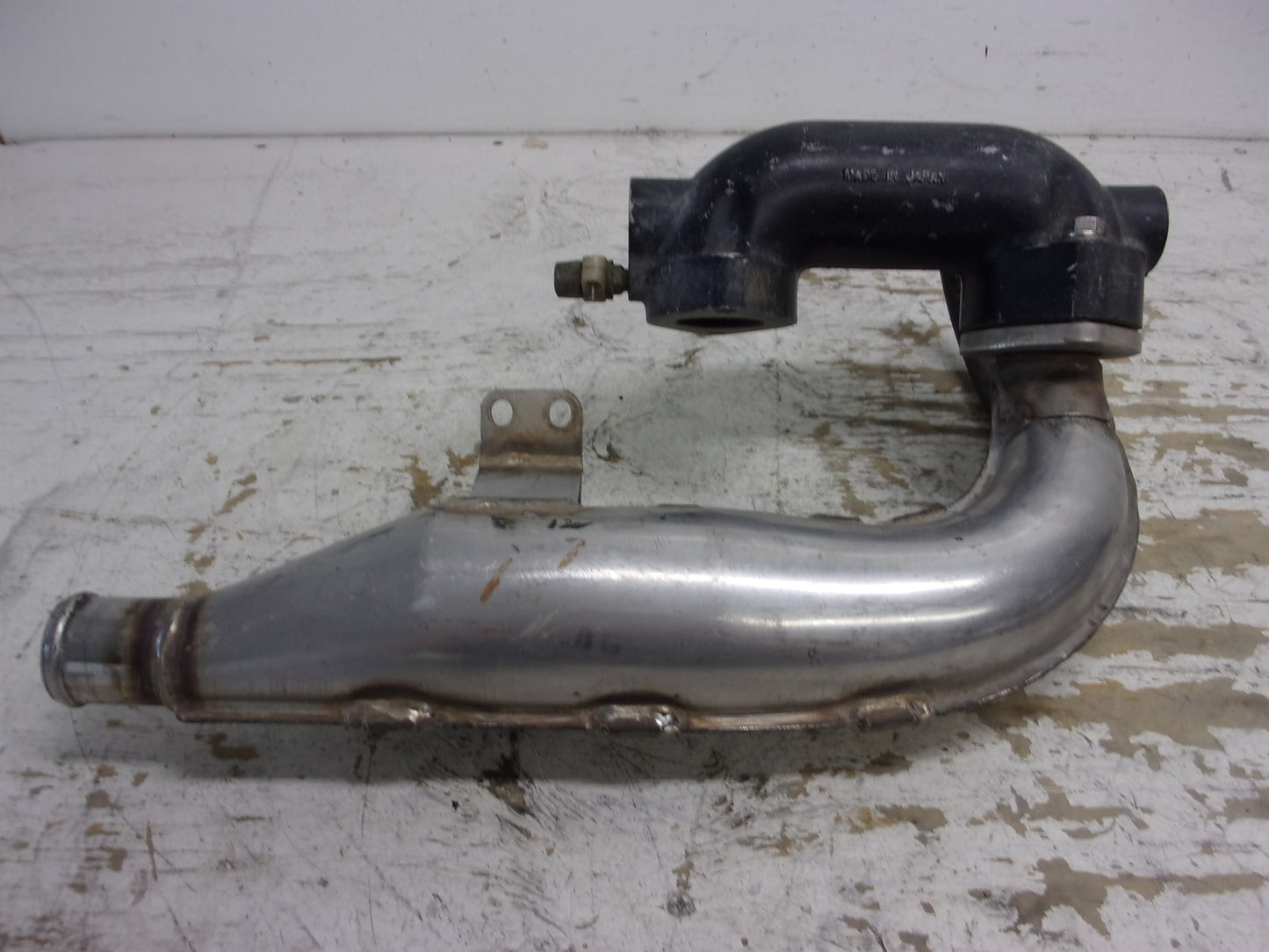 Kawasaki Jet Ski 1976-1992 JS440 OEM Complete Chamber + Pipe 18001-520