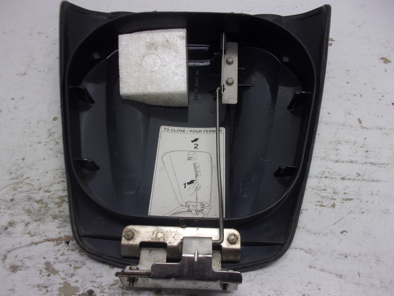Kawasaki Jet Ski 1998 ZXI 1100 OEM Gray Hatch Cover Assembly Part 14090-3747-JR
