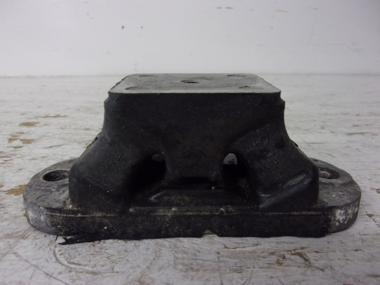 Yamaha WaveRunner 2012-2021 VX GP EX V1 OEM 2 Rubber Mounts # 67X-44517-10-00