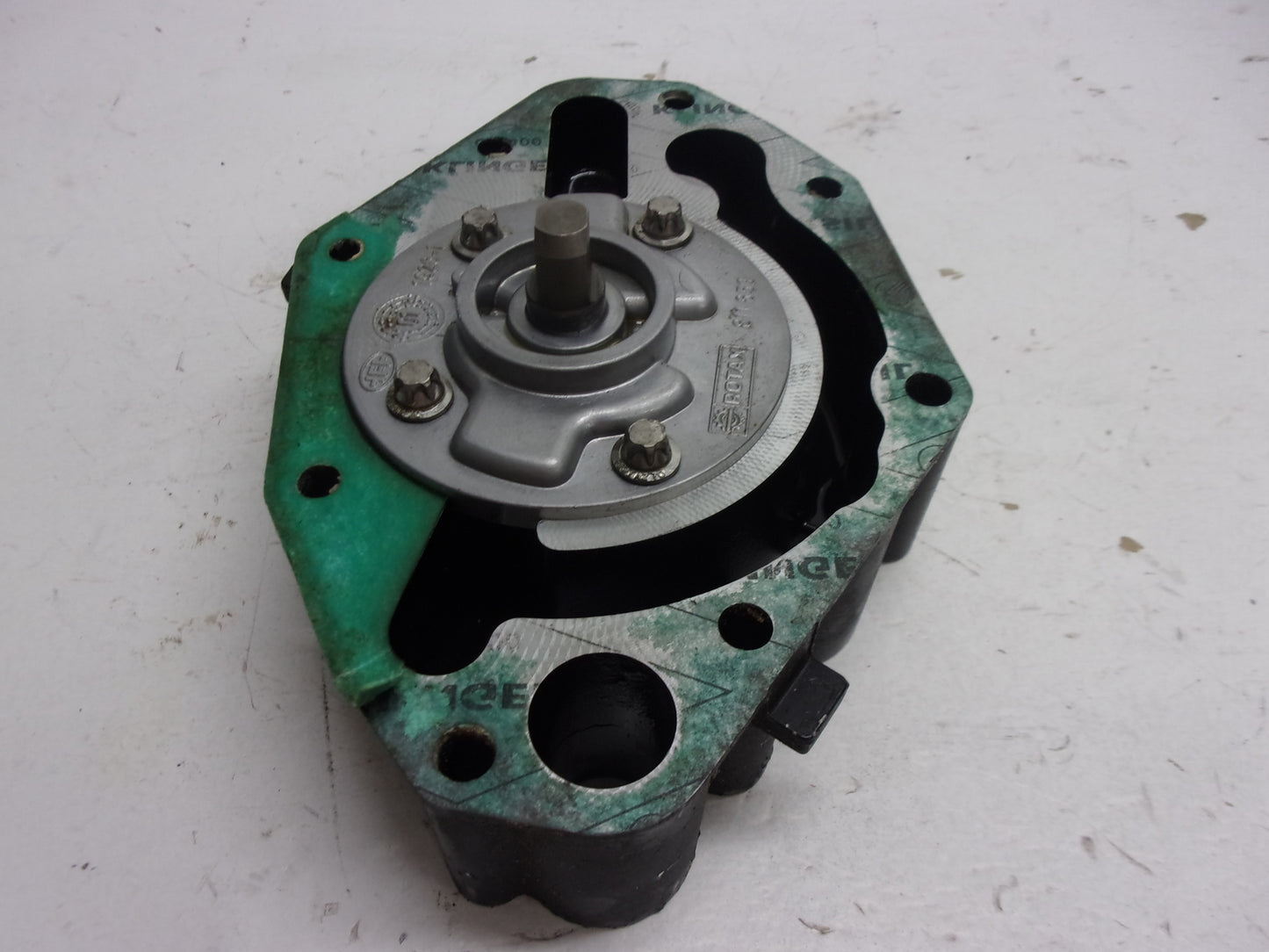 Sea Doo Bombardier 2003-2005 GTX 4-Tech OEM Oil Pump Housing # 420811840