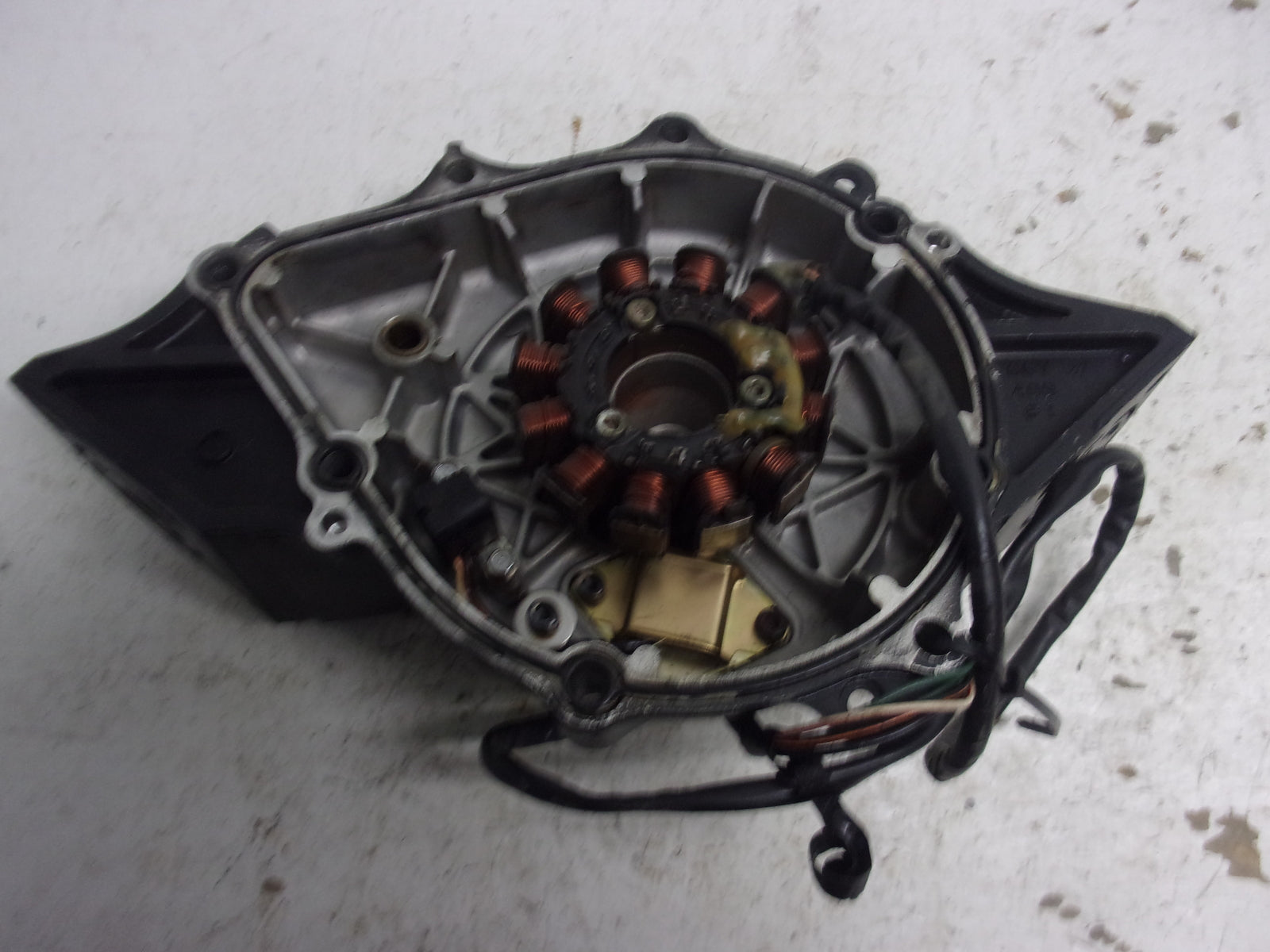 Yamaha Waverunner 1999-2000 GP XL 1200 Flywheel Cover + Stator # 66V-81337-00-8P