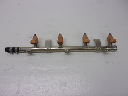 Yamaha Waverunner 2005-2011 VX VX1100 OEM Fuel Rail + Injectors 60E-13761-10-00