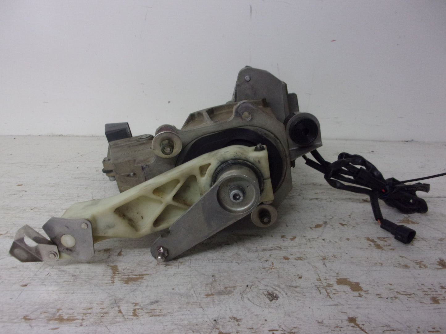 Yamaha Waverunner 2005 FX FXHO OEM Master Steering Assembly # F1S-61400-02-00