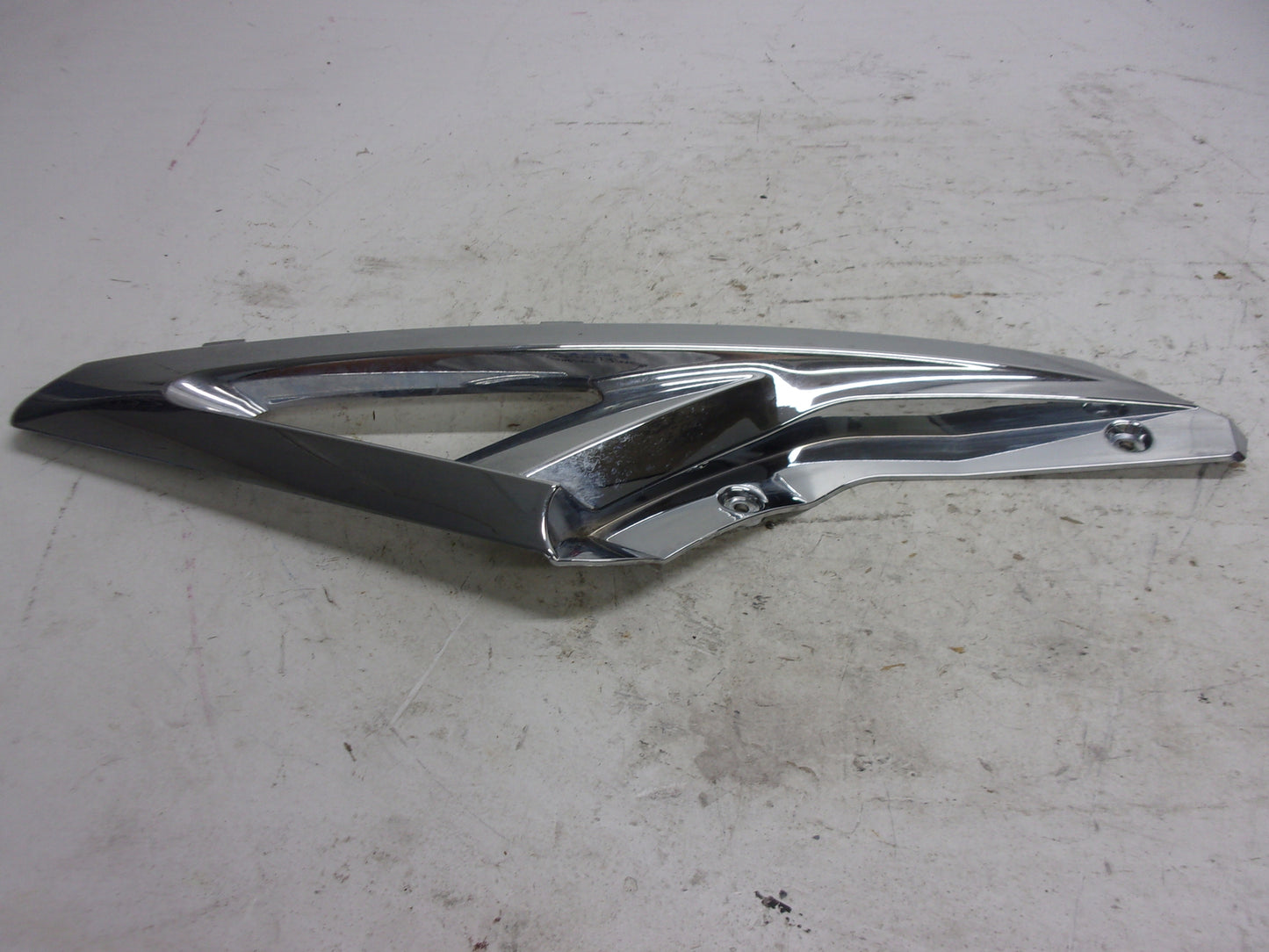 Yamaha WaveRunner 2015-2019 VX VXS VXR OEM Chrome LH Side Trim F2X-U377F-00-00