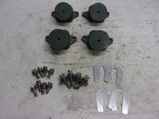 Yamaha Waverunner 1990-1995 VXR Waveraider 650 700 Motor Mount Set 6M6-44517-00-