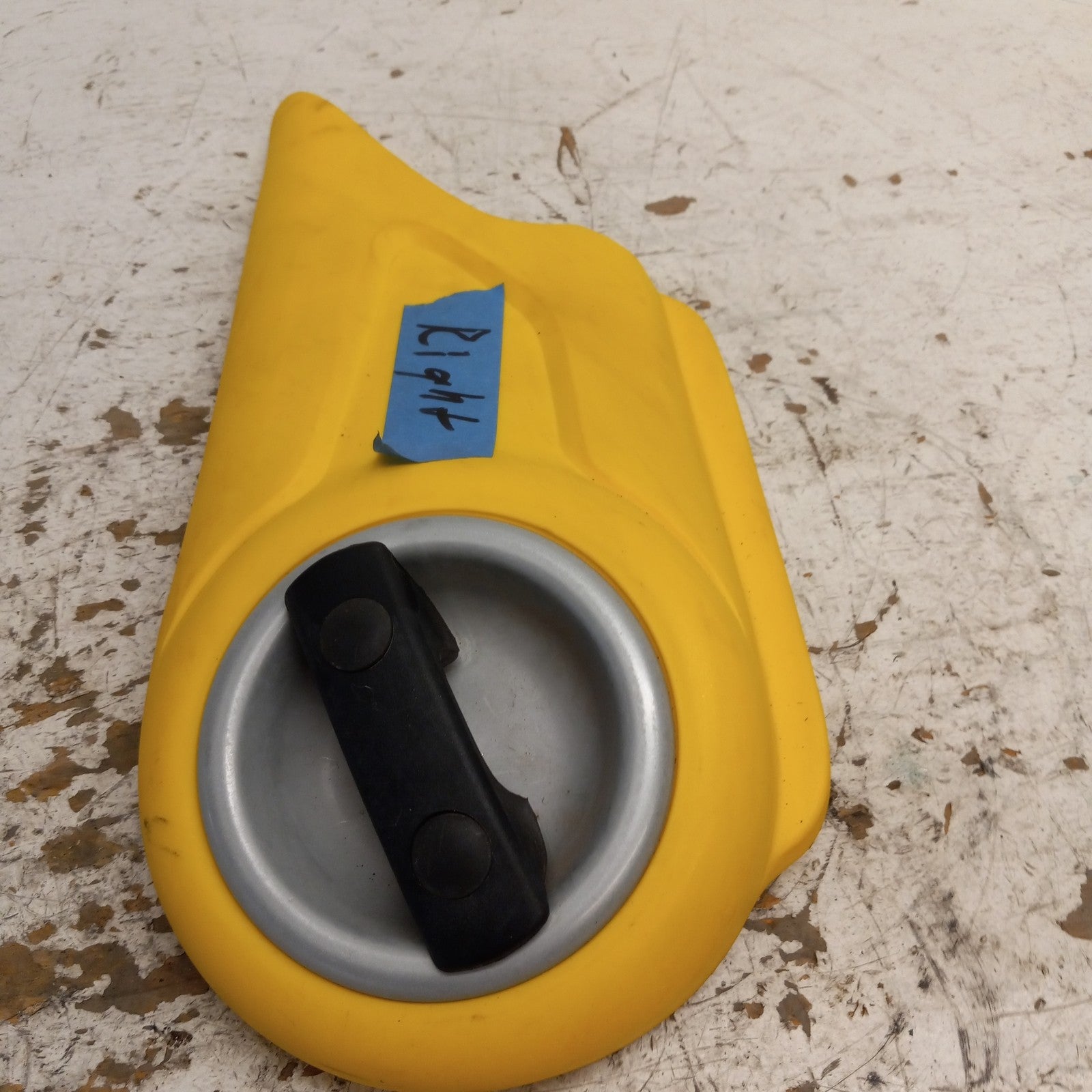 Sea Doo Bombardier 2000-2001 XP OEM Yellow Right Side Frame Cover Part 269000652