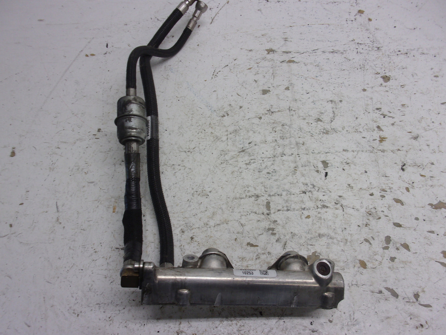Polaris Snowmobile 2011-2014 RMK Rush Indy Switchback Complete Fuel Rail 2521143