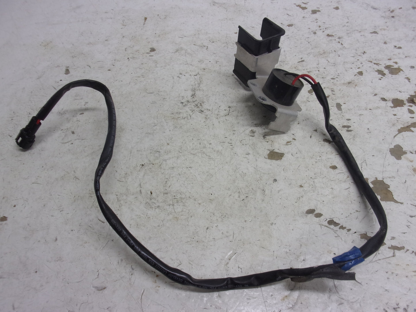 Yamaha Waverunner 2005-2022 FX GP EX V1 VX OEM Buzzer + Bracket F1S-68341-00-00