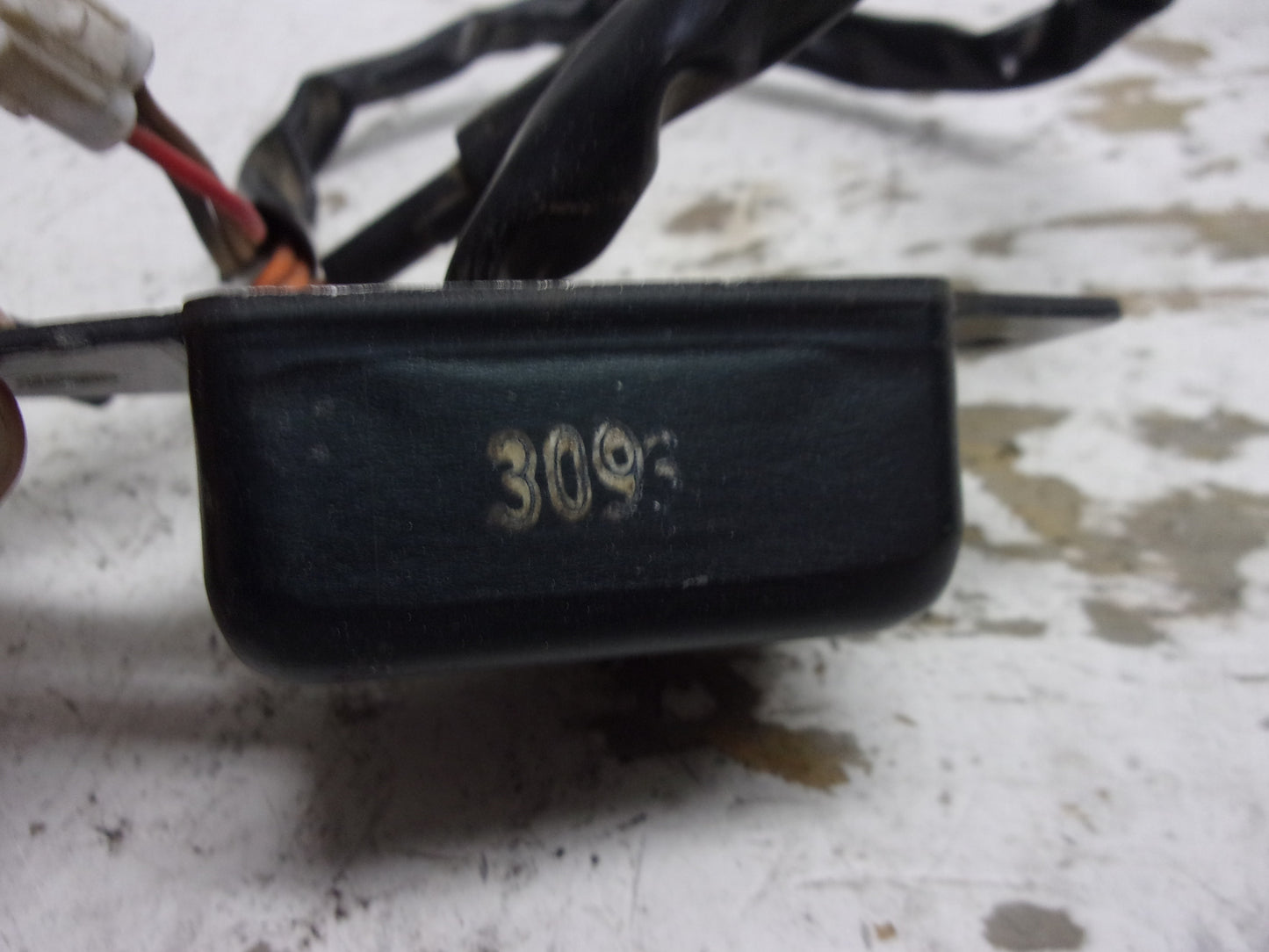 Kawasaki Jet Ski 1994-1995 Super Sport XI OEM Trim Meter Relay Part# 27034-3705