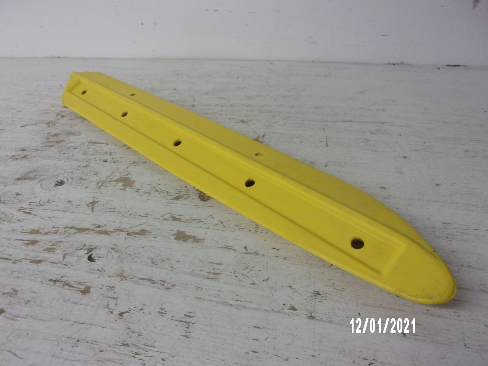 Yamaha WaveRunner 1996-1997 WaveRaider 700/760 OEM Right Sponson GH1-6883P-50-00