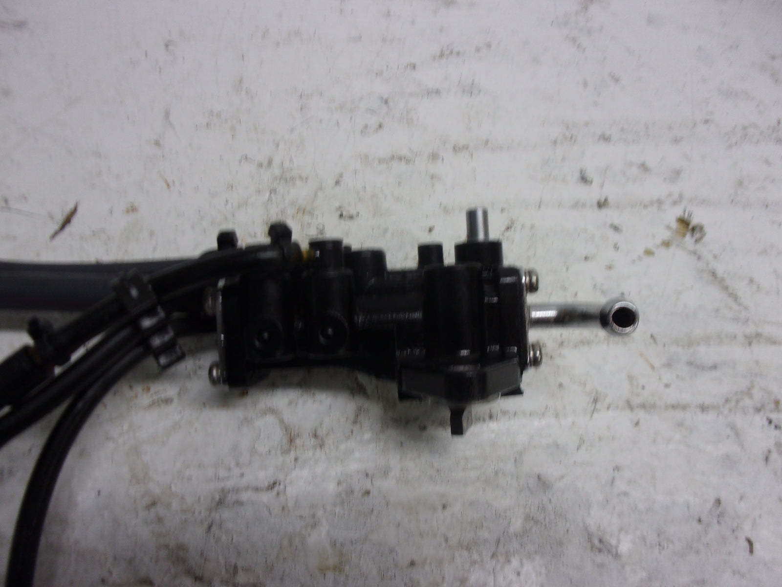 Yamaha PWC 1996-1997 WaveVenture 1100 OEM Oil Injection Pump # 64T-13200-00-00