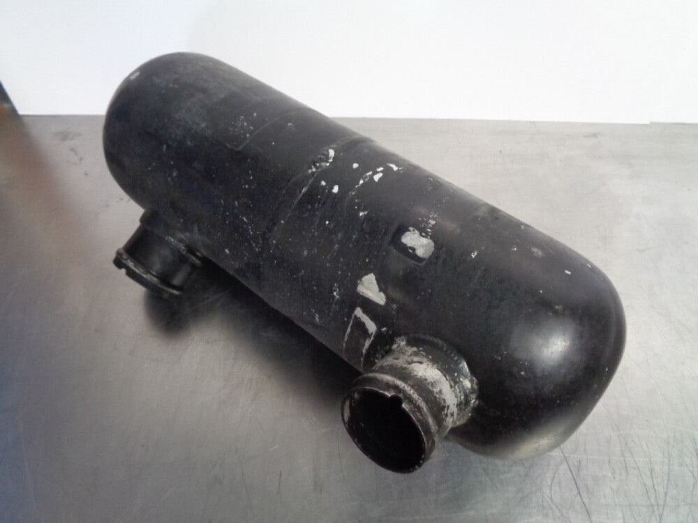 Yamaha Wave Blaster II WB2 760 1996-1997 Water Box Lock Muffler GK5-67550-00-00