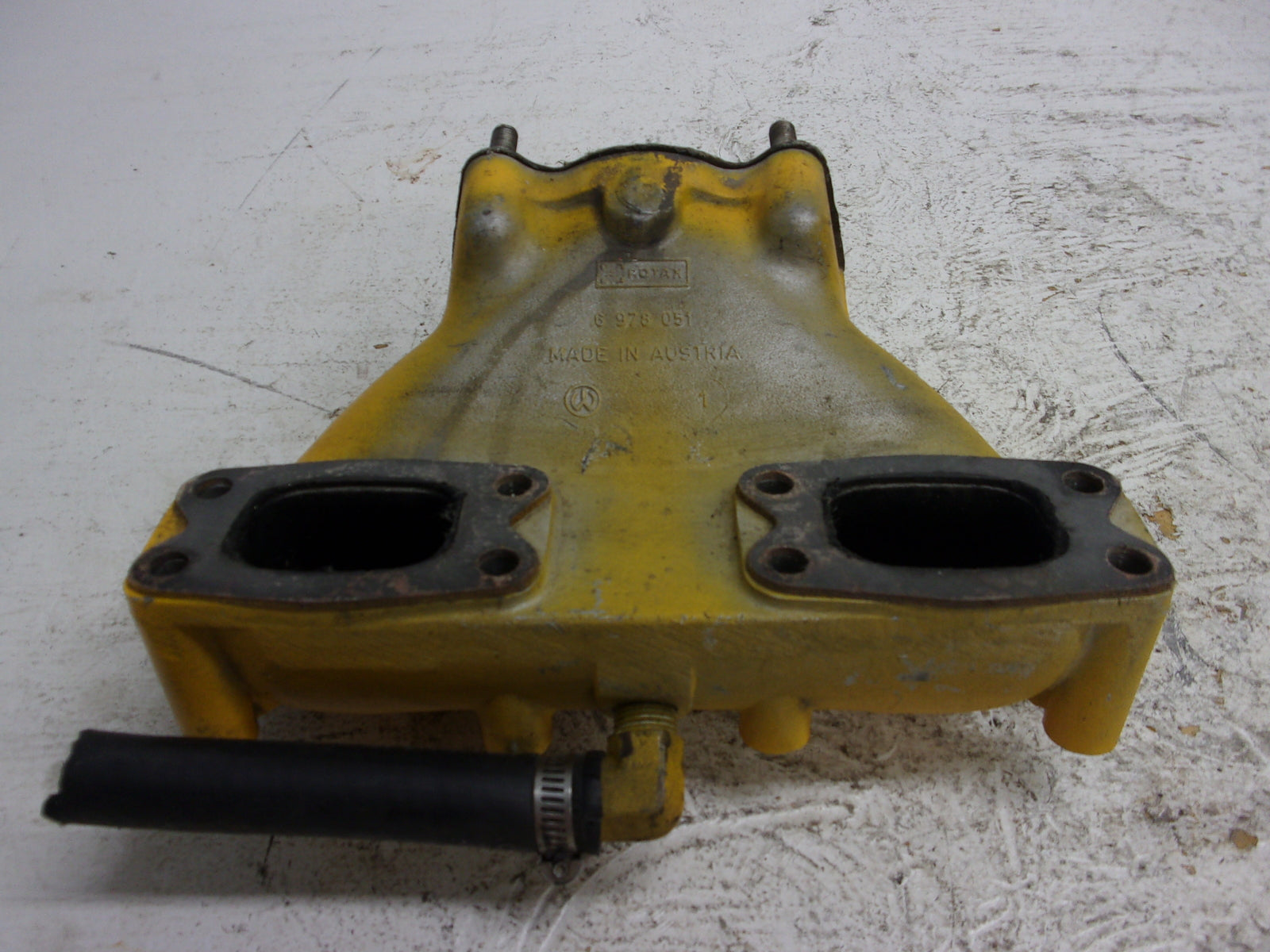 Sea Doo Bombardier 1989-1990 SP OEM Yellow Exhaust Manifold Assembly # 290978058