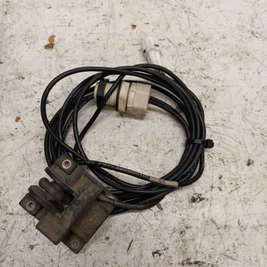 Yamaha Waverunner 1998-2012 GP SUV XL FX OEM Speed Sensor Part# GJ1-U8K31-02-00