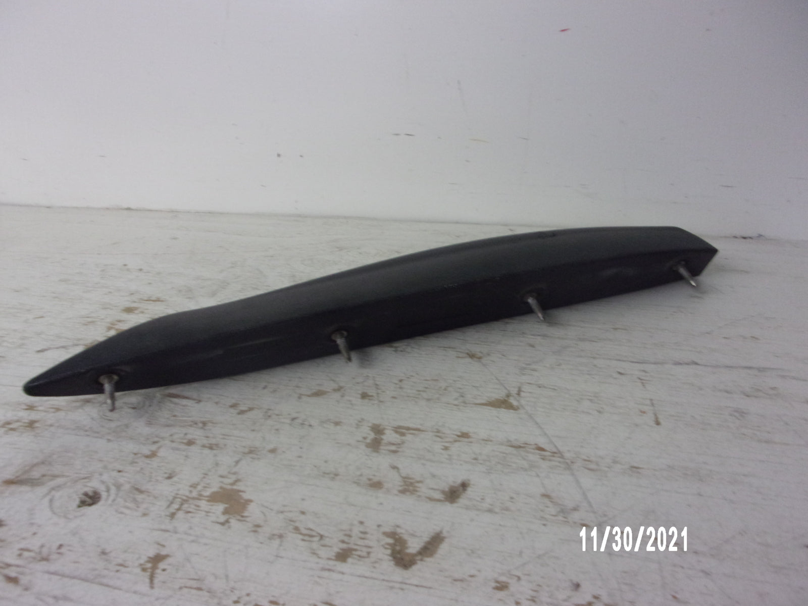 Yamaha WaveRunner 1998-1999 XL 760/1200 OEM Black Right Sponson GU2-U883P-00-00