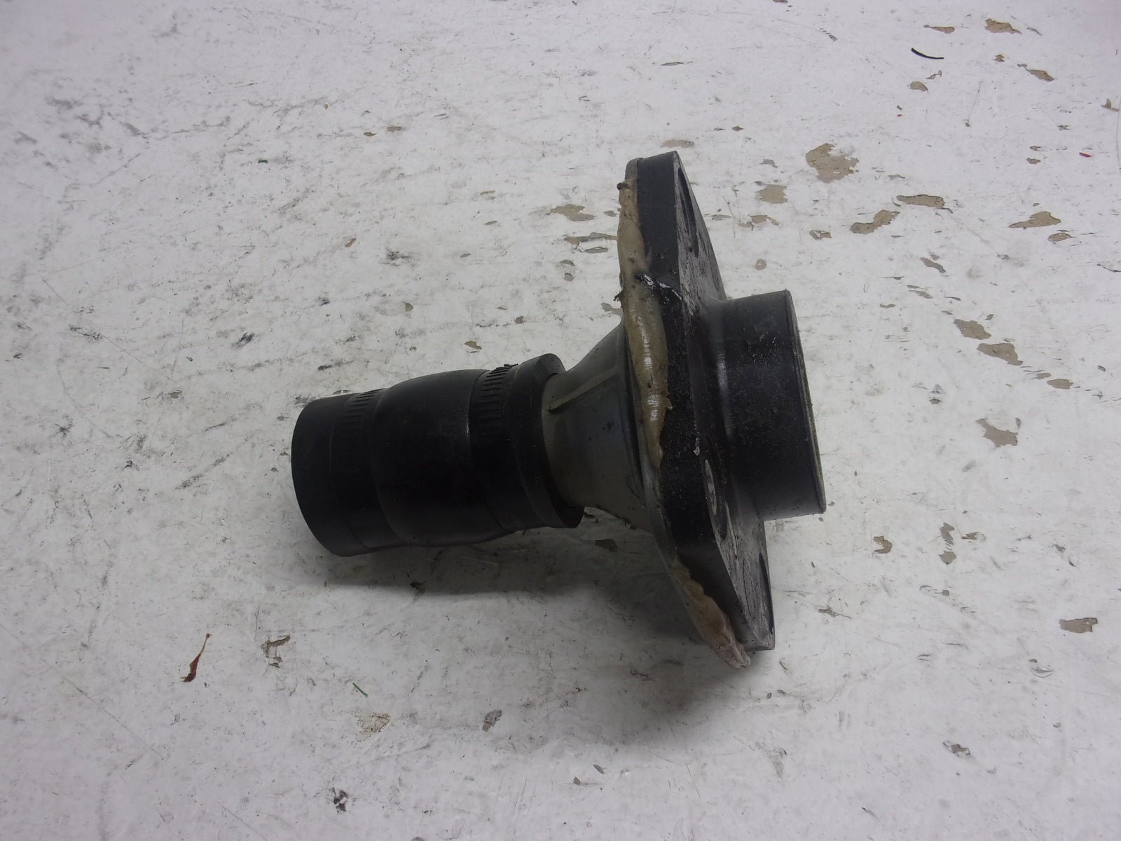 Kawasaki Jet Ski 1996-2008 STX Ultra 130/150 OEM Drive Shaft Holder # 13280-3730