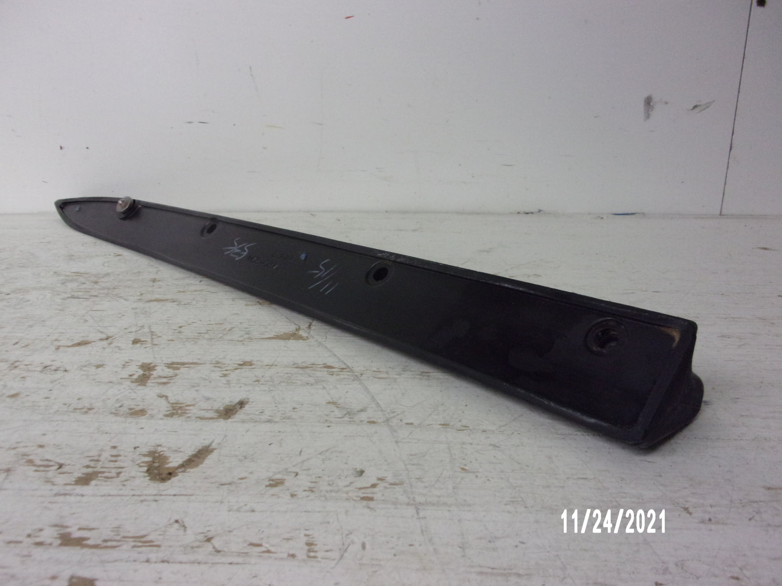 Kawasaki Jet Ski 1998-2003 ZXI STX STS OEM Black Left Stabilizer # 59437-3711-6Z